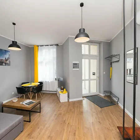 Yellow Old Town Air Condition P4you Pl Apartment Krakow